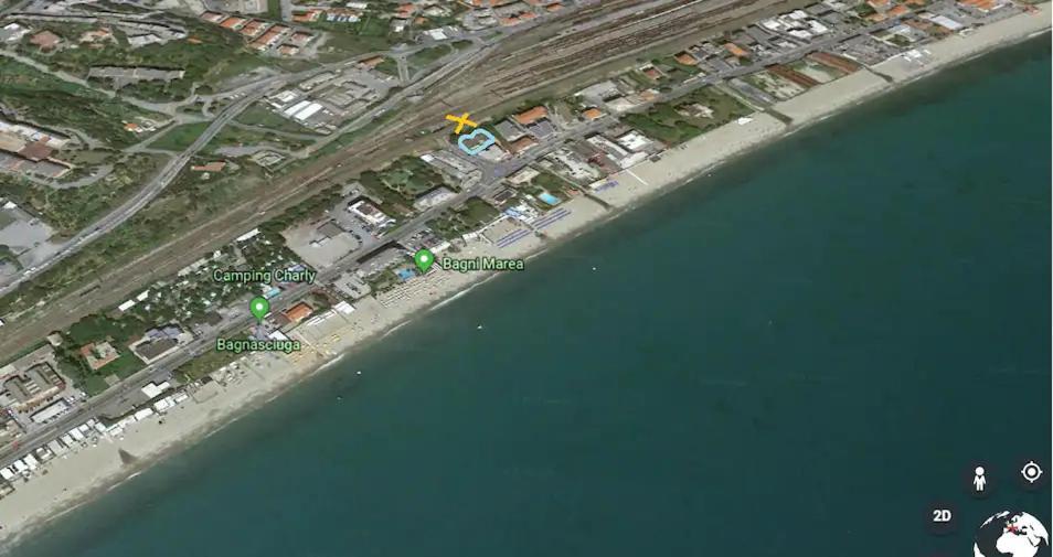 House Of Fly With Sea View, Front The Beach Savona Exterior foto